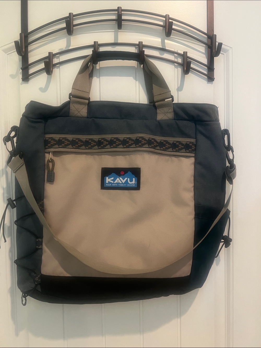 Kavu Men's Black and Tan Messenger Tote with Webbing Accents